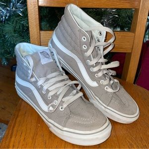 WOMENS VANS SK8-HI MTE-1 SHOE - DRIZZLE/MARSHMALLOW